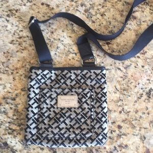 Hill figure cross body purse